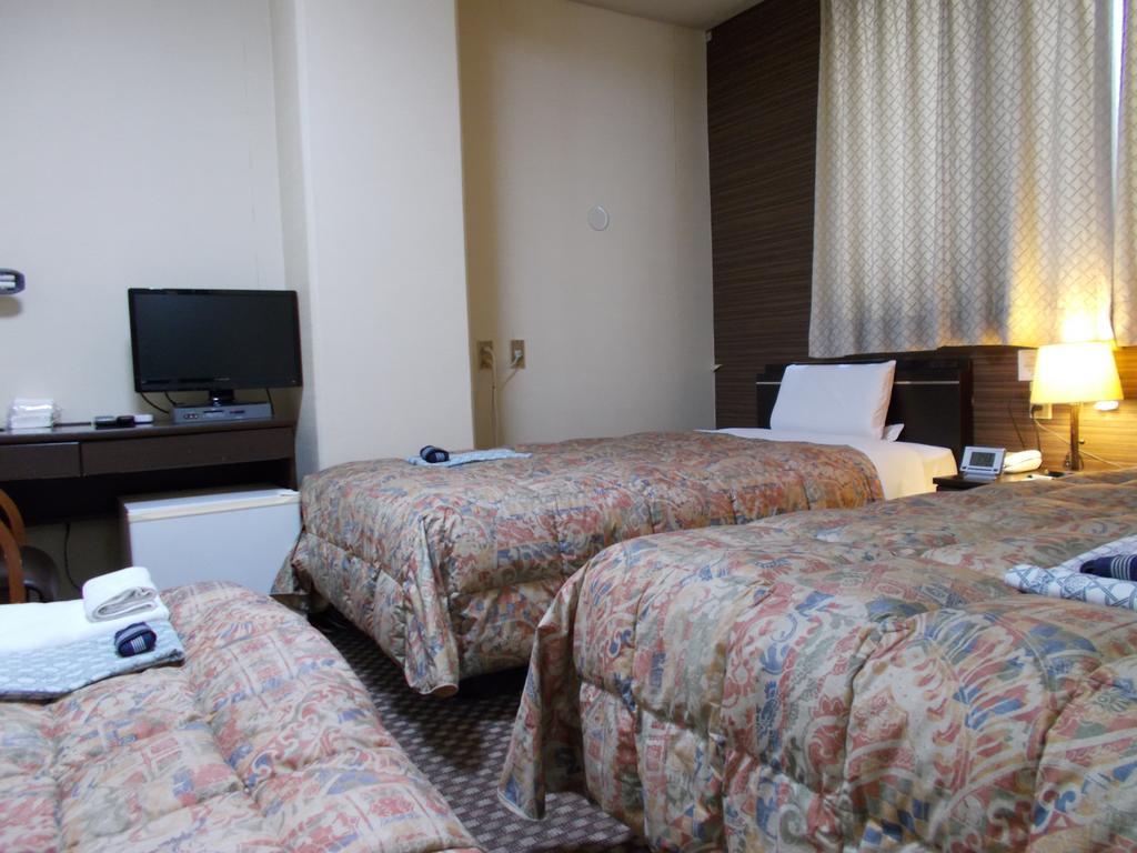 Hotel Matsuyama Hills Buitenkant foto