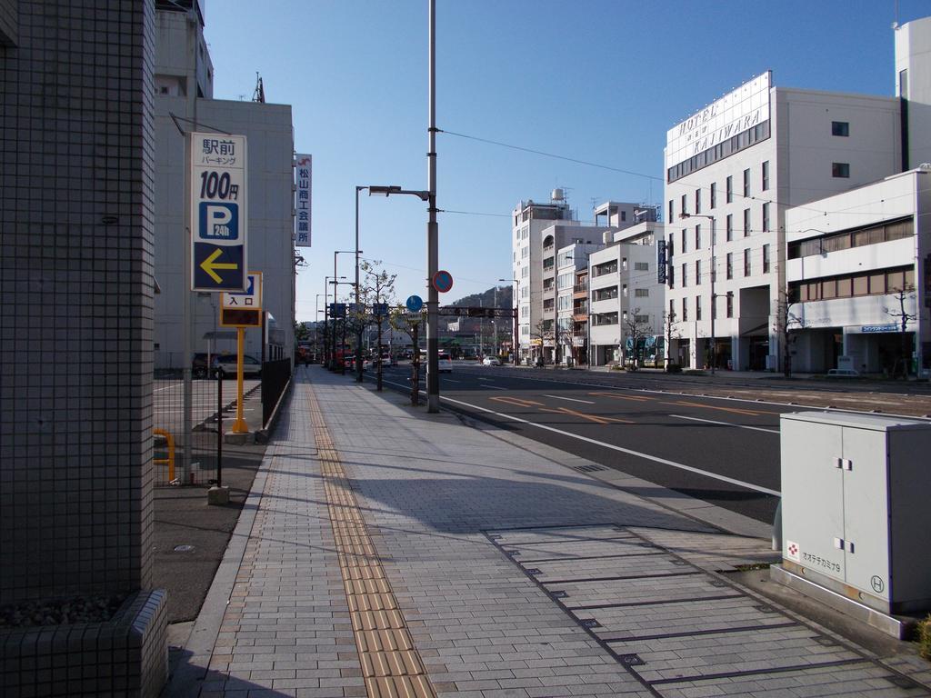 Hotel Matsuyama Hills Buitenkant foto